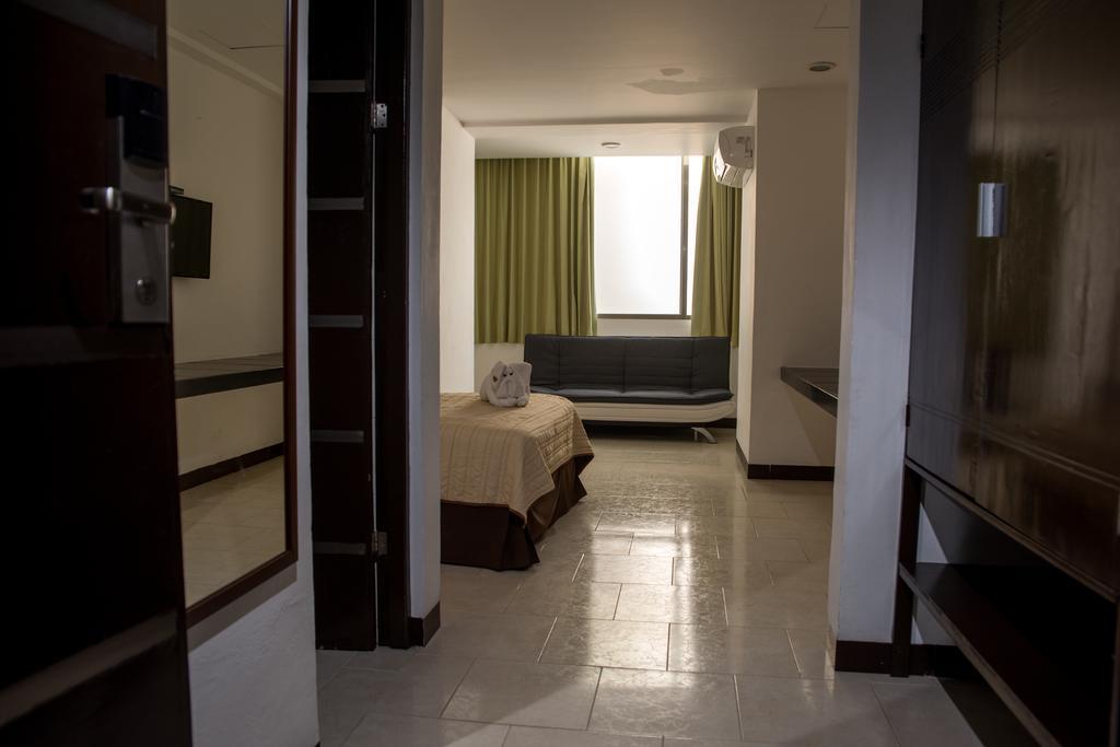 Hotel Plaza Playa ปลายาเดลการ์เมน ภายนอก รูปภาพ