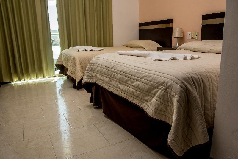 Hotel Plaza Playa ปลายาเดลการ์เมน ภายนอก รูปภาพ